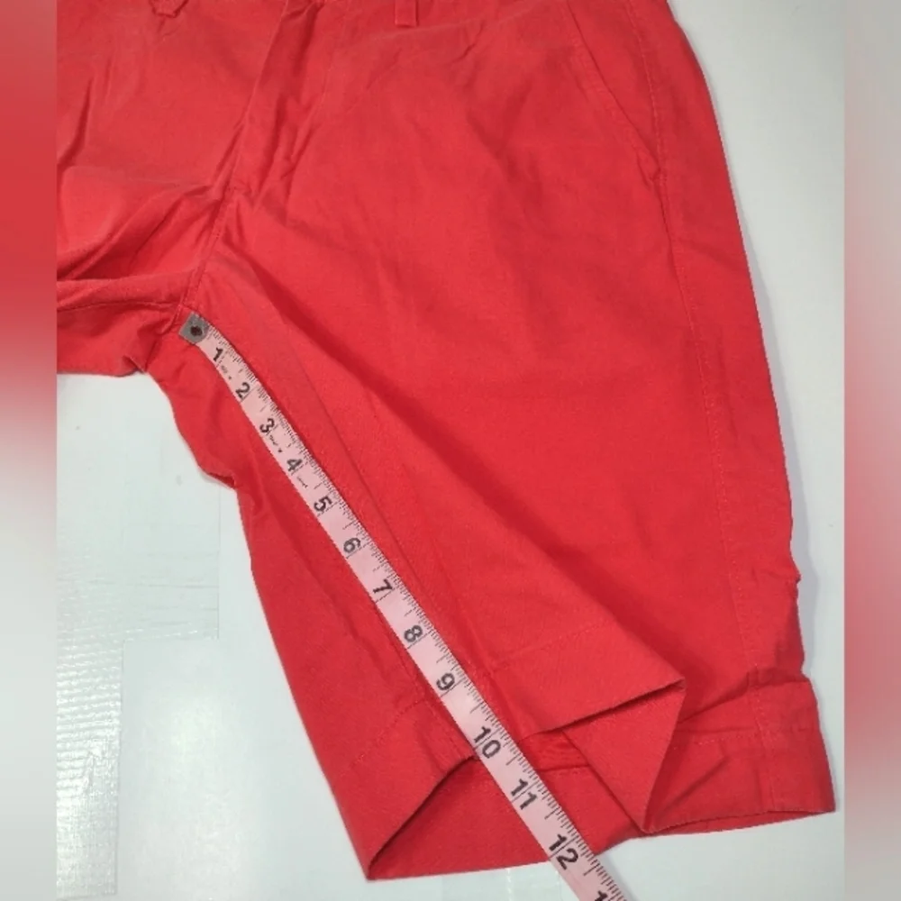J.Crew Men's Coral Shorts Flat Front Size (32.W)